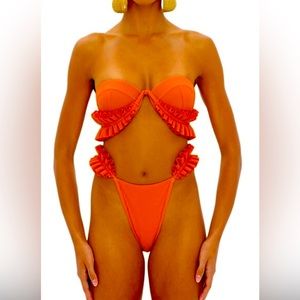 New Mulan Ruffled Bikini Top (sz LG) & Bottom (sz MED)